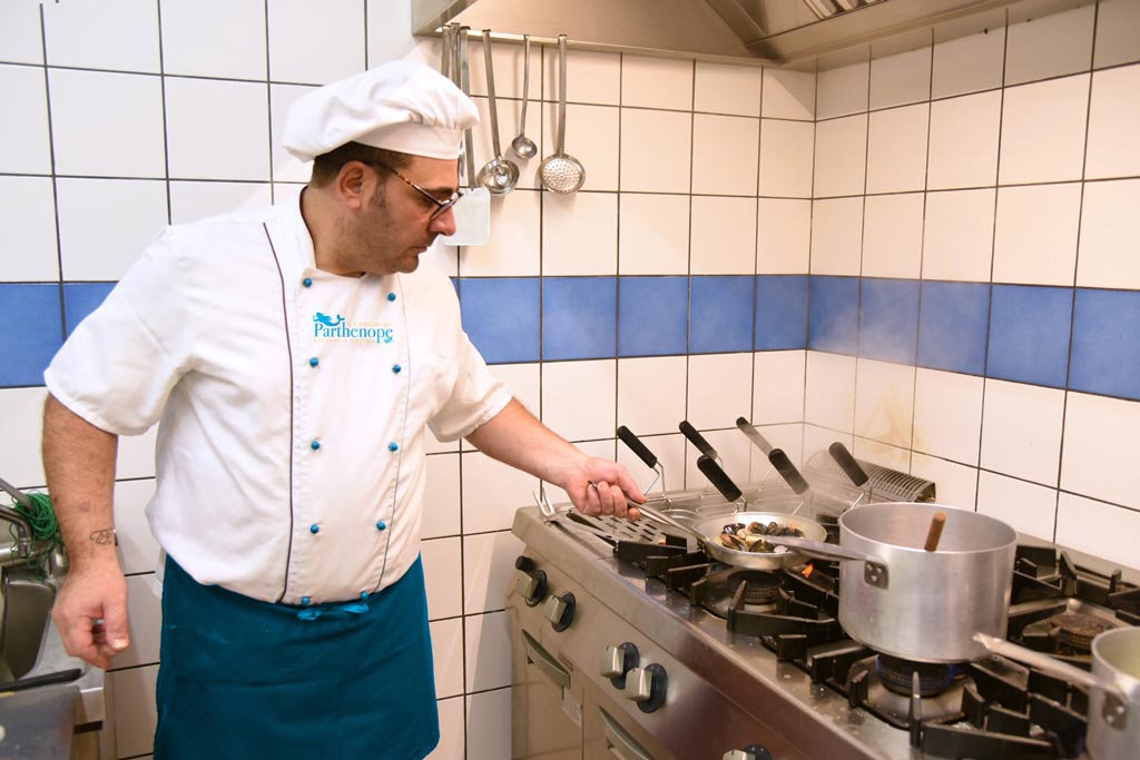 0-i-sapori-di-parthenope-ristorante-pizzeria-napoli-centro-piazza-garibaldi-4-min